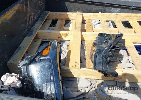 2025 Toyota Tacoma Double Cab/Sr5/Trd Sport from USA, damaged, VIN 3TMLB5FN5SM029050